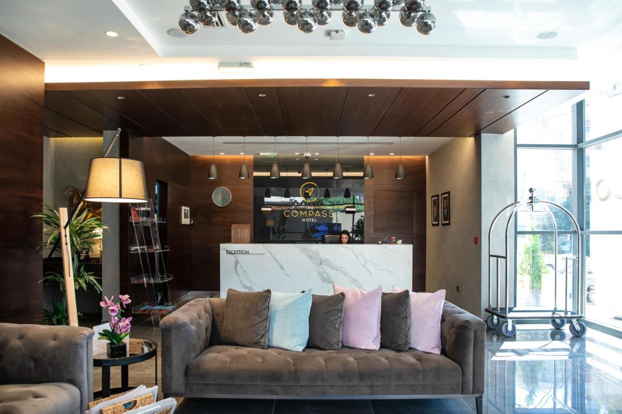 เดอะ คอมพาส โฮเต็ล Hotel อัมมาน ภายนอก รูปภาพ